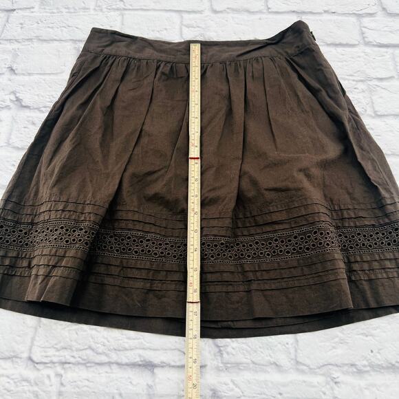 ANN TAYLOR LOFT Women's Eyelet Lace Trim Mini Skirt‎ 4 Petite Brown  Pleated - Picture 8 of 9